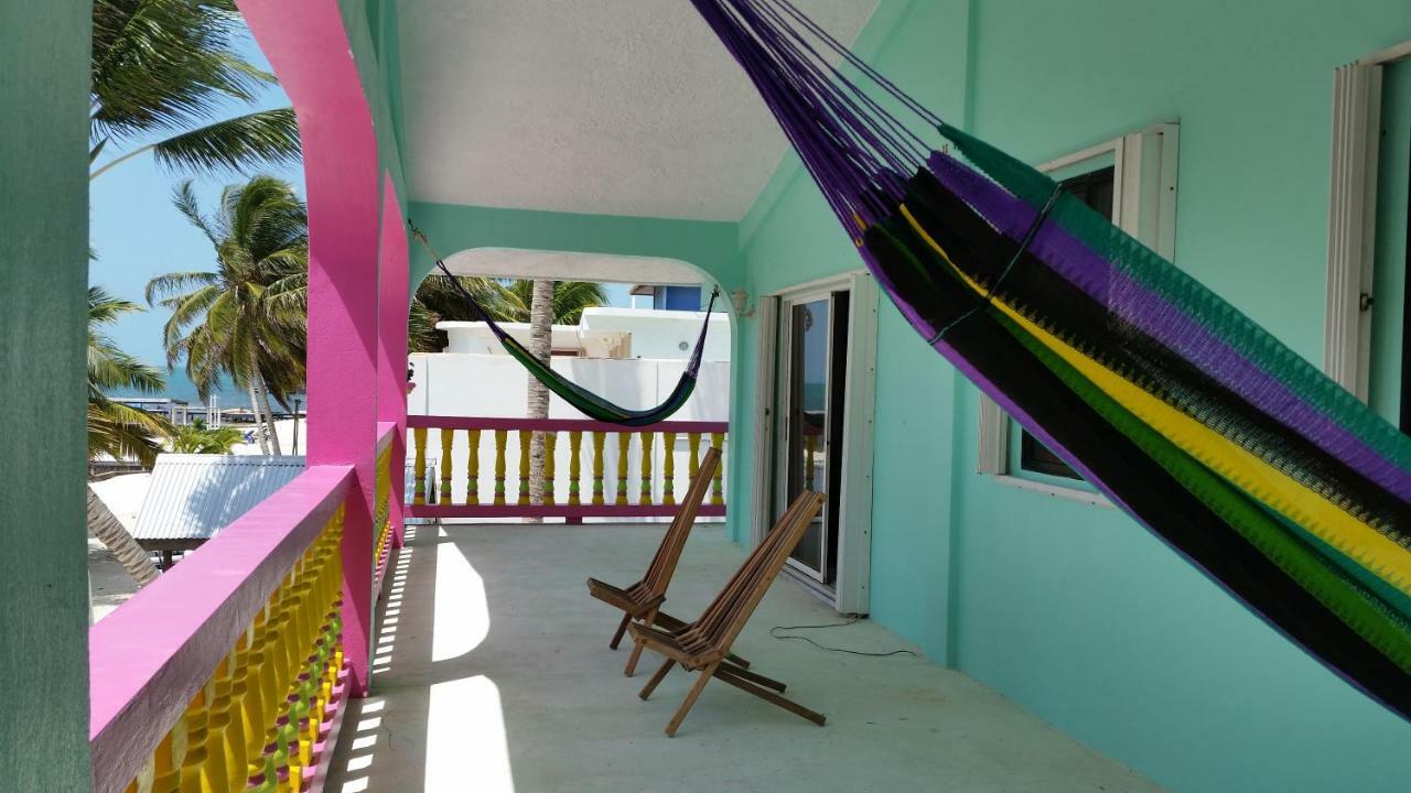 Barefoot Beach Belize Caye Caulker Exterior photo